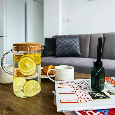 Phaedrus Living - Seaside Executive Flat Harbour 205 Apartament