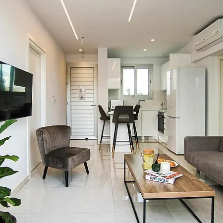 Phaedrus Living - Seaside Executive Flat Harbour 205 Apartament *